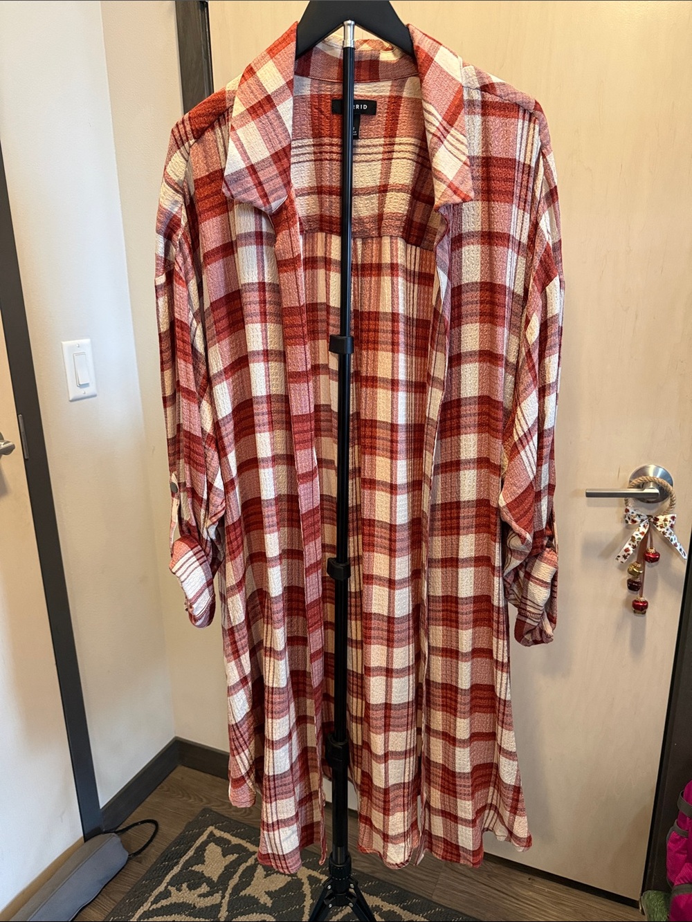 torrid Rust & White Plaid Crinkle, open front Shirt Jacket